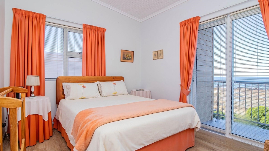 4 Bedroom Property for Sale in Franskraal Western Cape